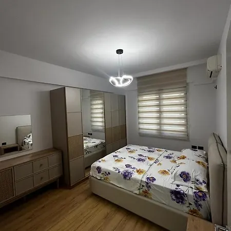Center * Tirana